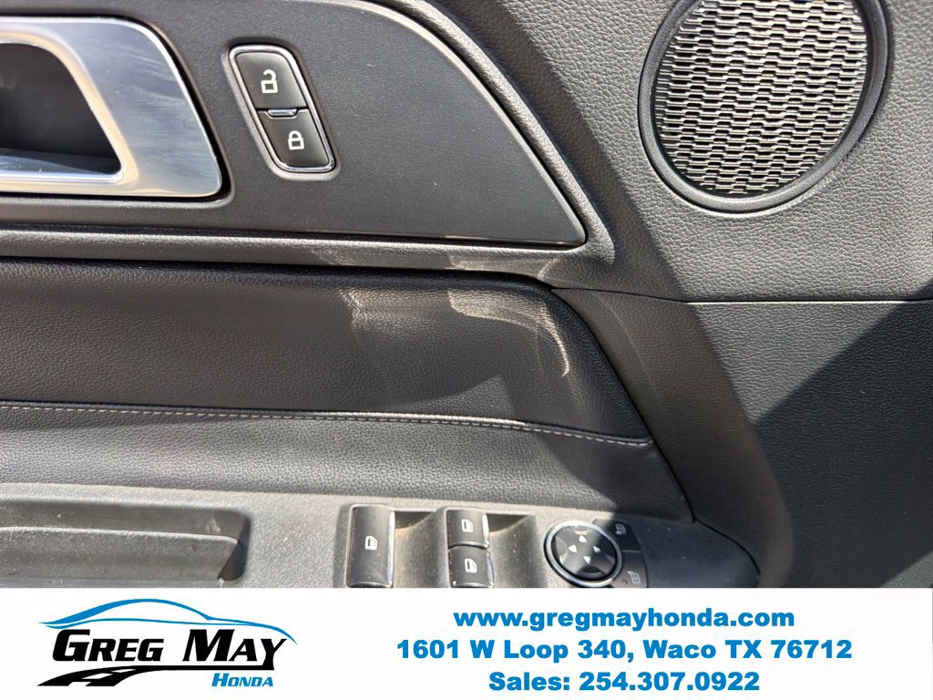 Used 2020 Ford Mustang Premium RWD image 13