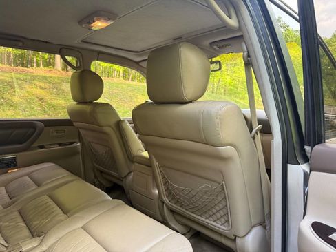Used 2001 Toyota Land Cruiser AWD/4WD image 34