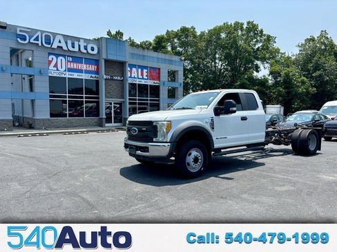 Used 2017 Ford F550 2WD SuperCab Super Duty image 1