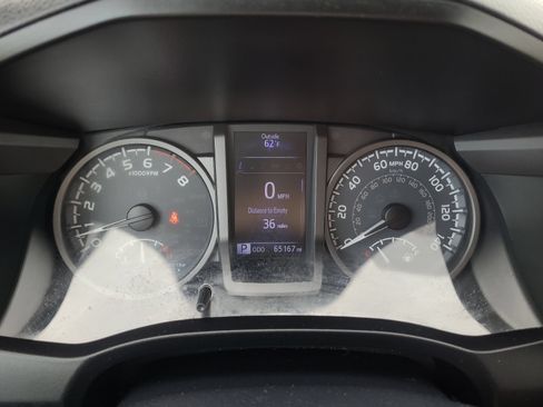 Used 2019 Toyota Tacoma TRD Sport AWD/4WD image 20