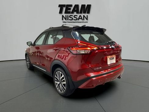 Certified 2024 Nissan Kicks SR w/ SR Premium Package FWD image 3