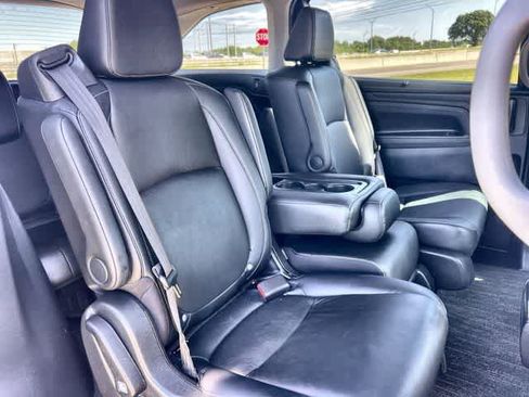 Used 2023 Honda Odyssey EX-L image 14