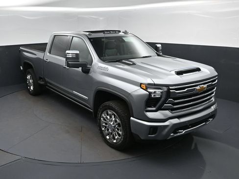 New 2026 Chevrolet Silverado 2500 High Country w/ High Country Premium Package AWD/4WD image 1