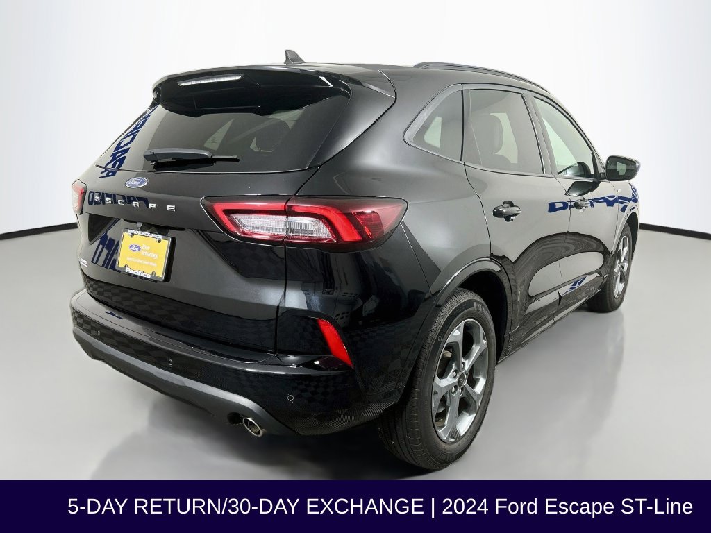 Used 2024 Ford Escape ST-Line w/ Tech Pack #1 FWD image 8