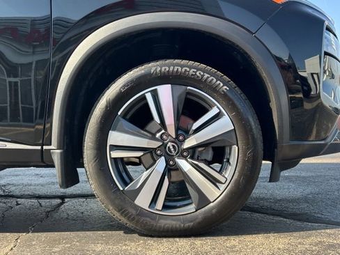 Used 2023 Nissan Rogue SL image 13