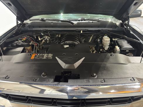 Used 2019 Chevrolet Silverado 1500 LT w/ All Star Edition image 32