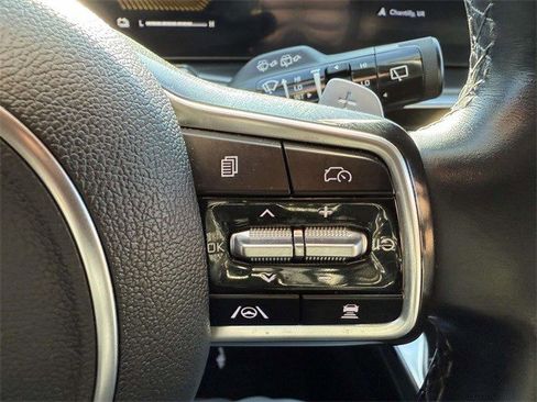 Used 2025 Kia Sorento EX image 20