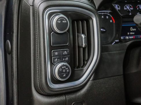 Used 2021 GMC Sierra 1500 SLT image 29