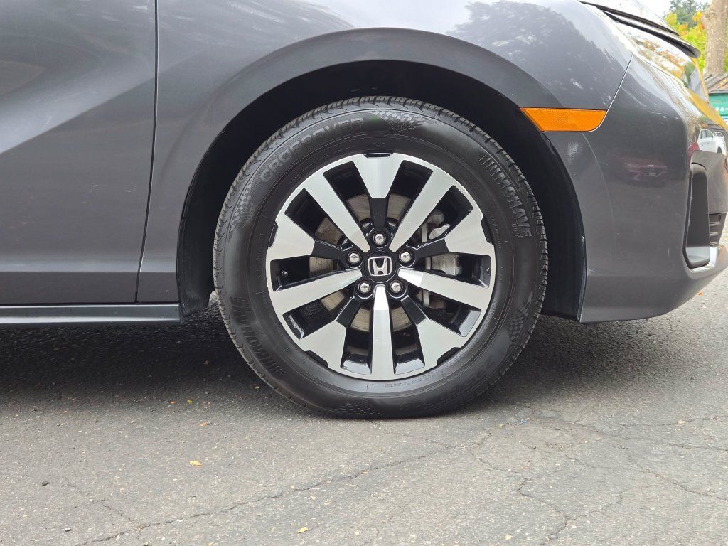 Used 2025 Honda Odyssey EX-L image 9