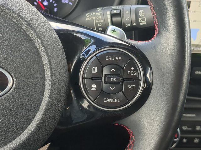 Used 2020 Kia Soul GT-Line Turbo FWD image 32
