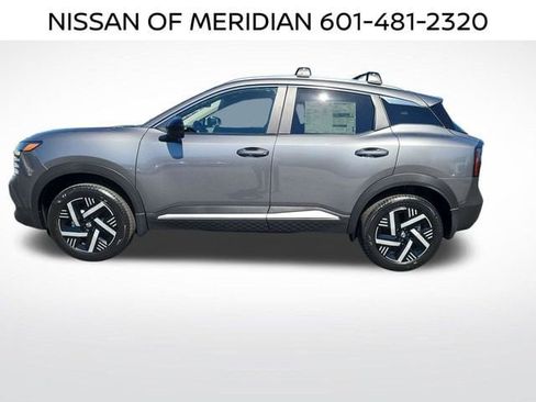 New 2026 Nissan Kicks SV w/ Charging Package FWD image 2