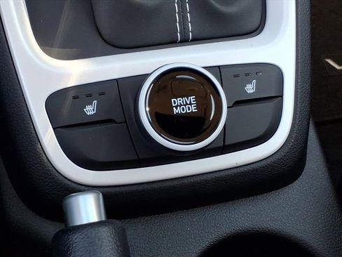 New 2026 Hyundai Venue SEL image 9