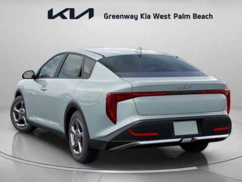 New 2026 Kia K4 LXS image 5