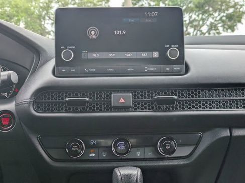 Used 2024 Honda HR-V LX image 18