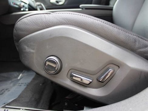 Certified 2024 Volvo S60 B5 Plus w/ Climate Package AWD/4WD image 28