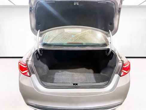 Used 2015 Chrysler 200 C FWD image 18