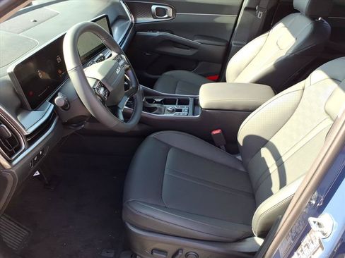 New 2026 Kia Sorento EX w/ EX Premium Package FWD image 10