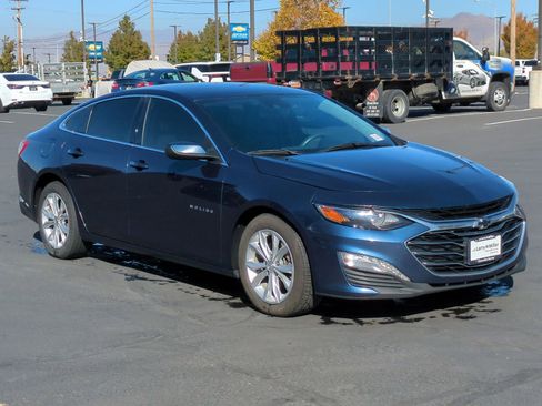 Used 2019 Chevrolet Malibu LT w/ Driver Confidence Package II image 8