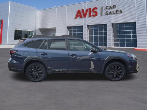 Used 2025 Subaru Outback Onyx Edition AWD/4WD image 5