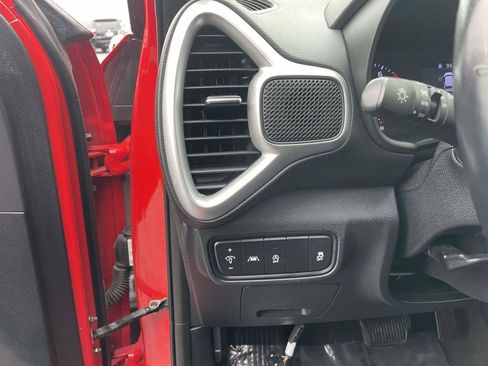 Used 2020 Kia Soul GT-Line image 31