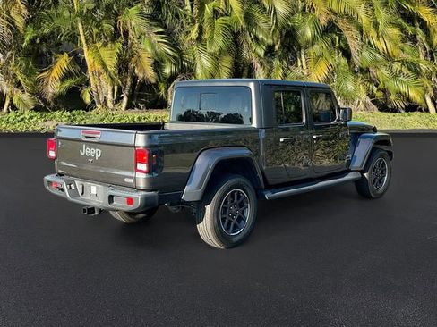 Used 2022 Jeep Gladiator Overland w/ Popular Equipment Package image 5