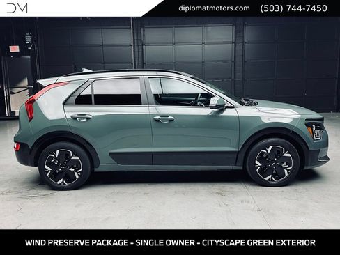 Used 2023 Kia Niro Wind w/ Wind Preserve Package FWD image 8