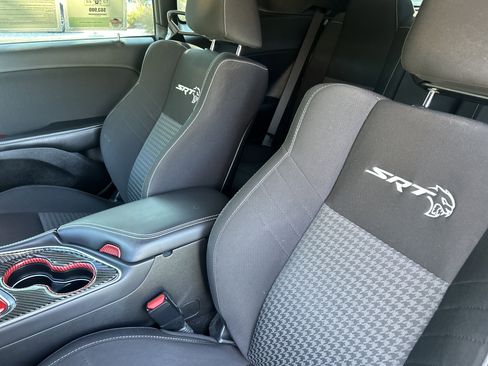 Used 2020 Dodge Challenger SRT Hellcat image 12