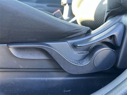 Used 2016 Mitsubishi Outlander Sport ES image 12