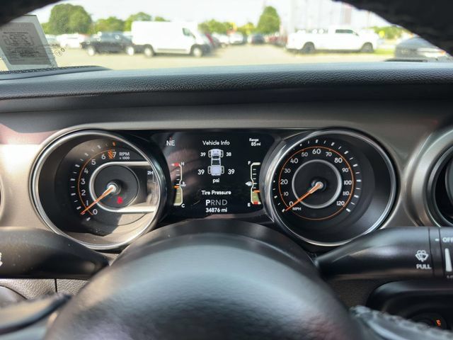 Certified 2021 Jeep Gladiator Sport AWD/4WD image 13