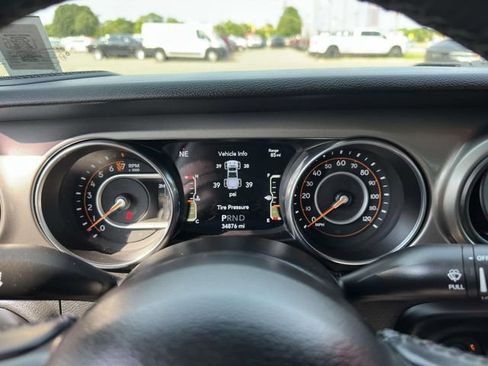 Used 2021 Jeep Gladiator Sport AWD/4WD image 13