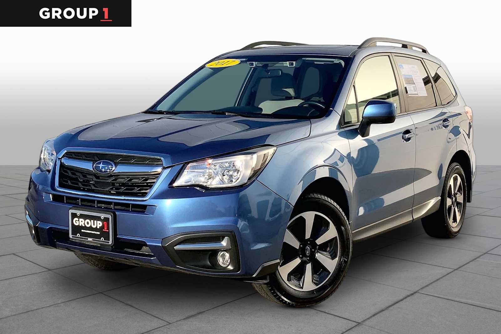 Used 2017 Subaru Forester 2.5i Premium AWD/4WD image 1