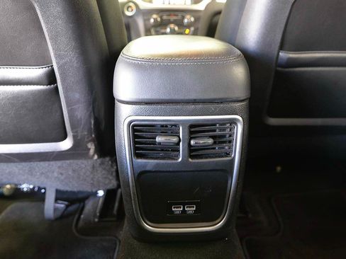 Used 2018 Chrysler 300 Touring w/ Sport Appearance Package RWD image 10