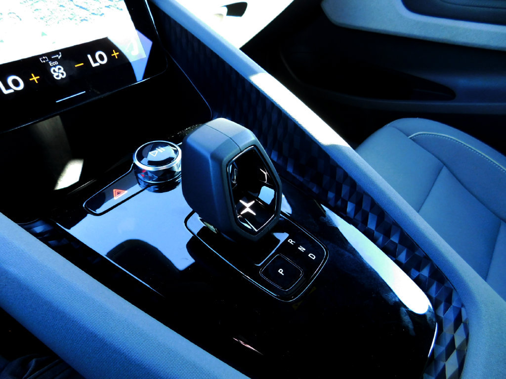 Used 2022 Polestar Polestar 2 w/ Pilot Package AWD/4WD image 24