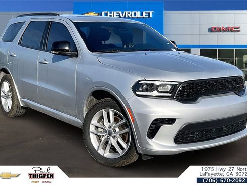 Used 2024 Dodge Durango GT image 1