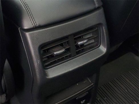 Certified 2024 Ford Edge SEL w/ Convenience Package image 26