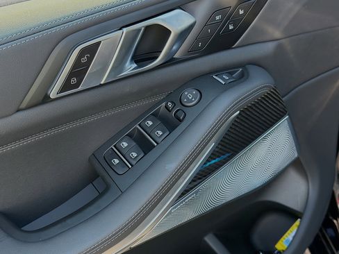 New 2026 BMW X5 M60i image 22