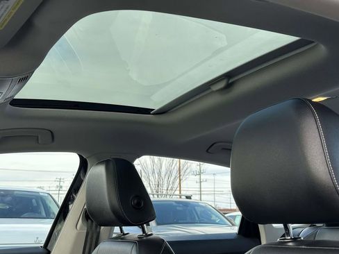 Used 2019 Volkswagen Jetta SE image 23