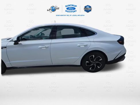 Used 2024 Hyundai Sonata SEL FWD image 2