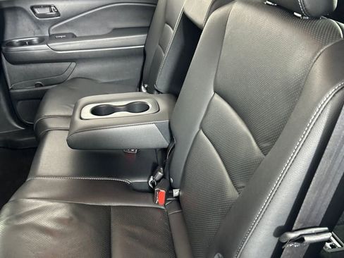 Used 2022 Honda Passport EX-L image 16