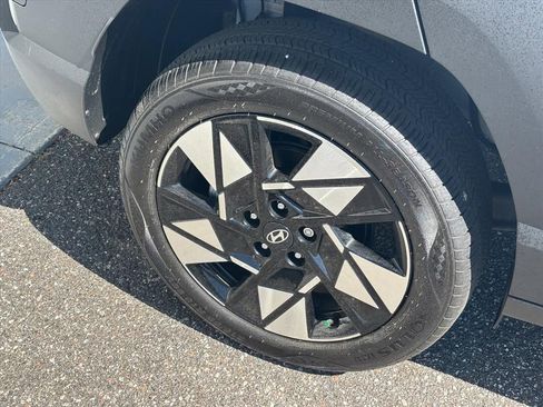 Used 2024 Hyundai Kona SEL AWD/4WD image 27