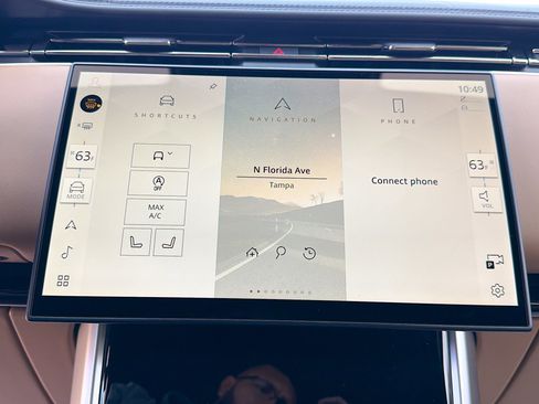 New 2025 Land Rover Range Rover SE image 30