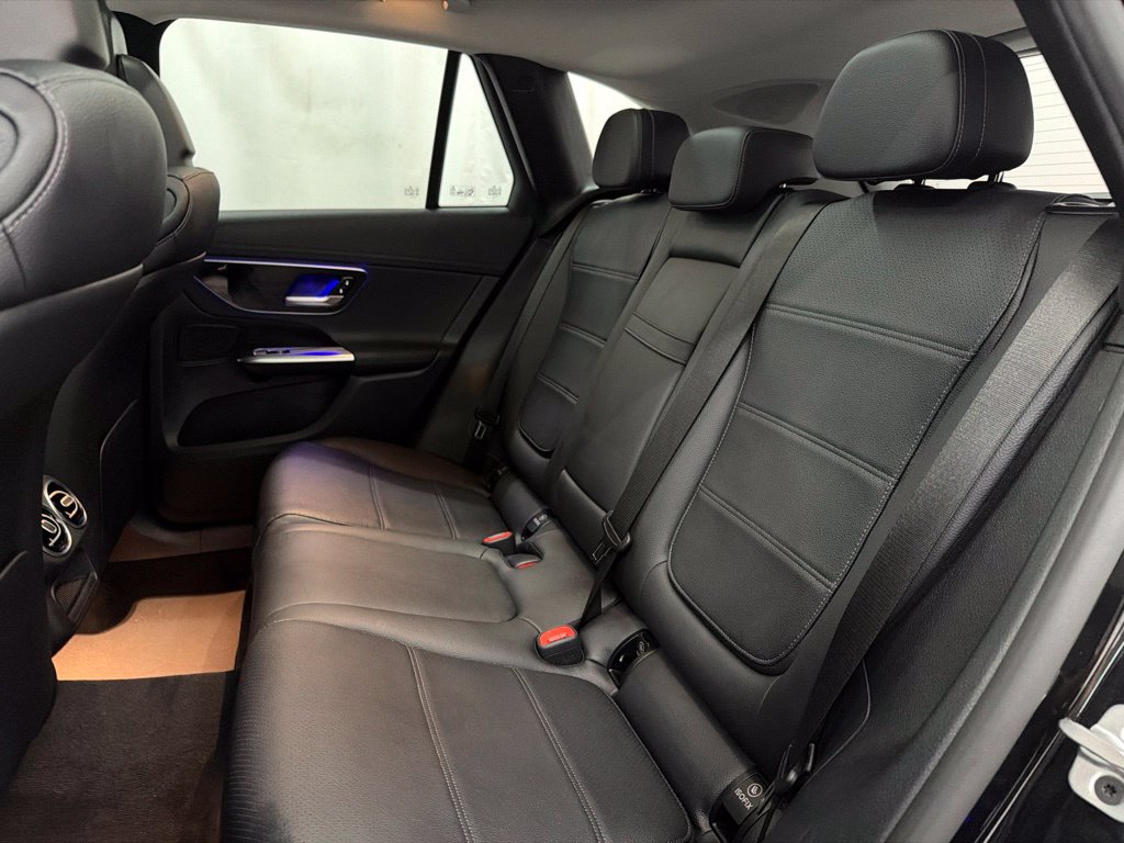 Certified 2024 Mercedes-Benz GLC 300 image 21