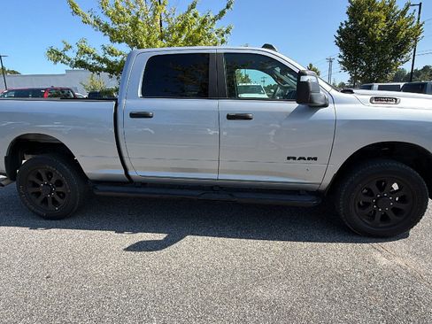 Used 2026 RAM 2500 Big Horn AWD/4WD image 7