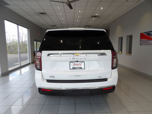 Used 2021 Chevrolet Tahoe LT w/ LT Signature Package AWD/4WD image 5