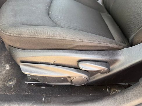Used 2020 Jeep Renegade Sport w/ UConnect 7.0 Group FWD image 11
