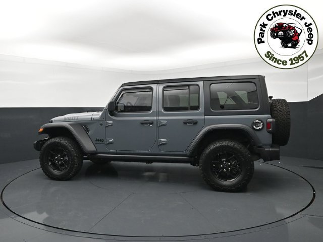 Used 2024 Jeep Wrangler Unlimited Sport AWD/4WD image 3