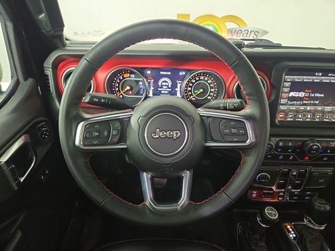 Certified 2023 Jeep Wrangler Rubicon w/ Cold Weather Group image 15