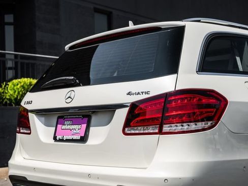 Used 2015 Mercedes-Benz E 350 4MATIC Wagon image 33
