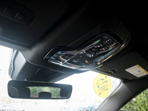 Used 2025 Alfa Romeo Tonale image 27