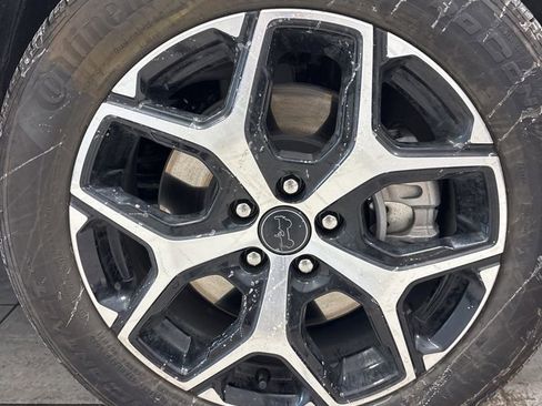 Used 2025 Jeep Compass Limited image 17